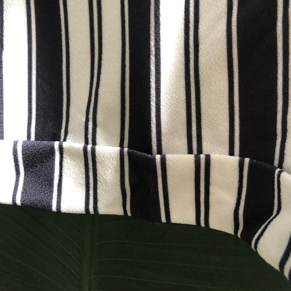 NWOT ASOS Maternity Jumpsuit - Picture 4 of 6